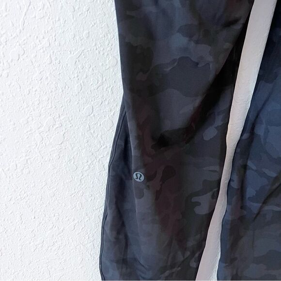 Lululemon Like New On The Fly Pant Drawstring Size 4 Black Gray Incognito - Picture 7 of 10